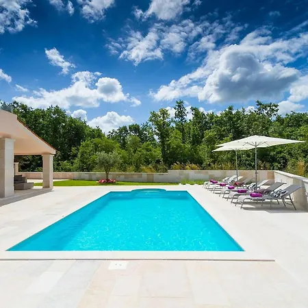 Ferienhaus Liv *